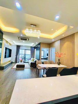 Cho thuê căn hộ 65m2 tại  Masteri (sang trọng, tiêu chuẩn  5*  Slot oto + miễn phí  tiện ích).