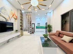  Dành cho gia đình mua ở Cù Chính Lan, 38m2 x 5T ngõ thông an ninh, giá 10.8 tỷ