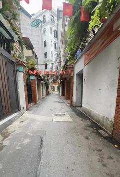 Dành cho gia đình mua ở Hoàng Văn Thái 46m2, 5T 2 mặt thoáng, giá chào 12 tỷ