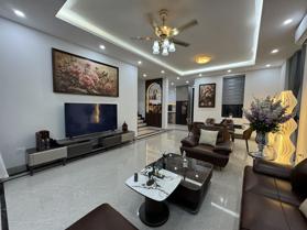 Hiếm biệt thự đẹp 3 tầng KĐT Văn Khê, 182m2, mặt tiền 28m, lô góc, KD văn phòng, giá 48.5 tỷ 