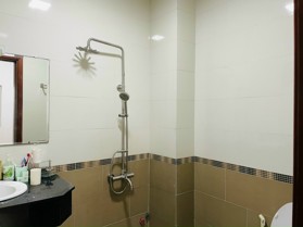 Hết khả năng! Cần bán gấp nhà HXH(4x13m)5 tầng mới cứng gần Lê Quang Định giao Nguyễn Văn Đậu