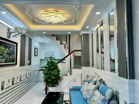 Cho thuê nhà 3 lầu hẻm 2295 Huỳnh Tấn Phát, Nhà Bè. Giá 7 triệu