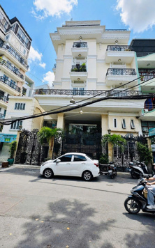 Nhà hẻm 10mét Ô tô Lê Văn Sỹ, QUẬN 3, 3.3 x 14m (46 m2), 5 Tầng, 12.9 tỷ