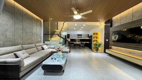 BÁN NHÀ PHỐ TRỊNH CÔNG SƠN, THÔNG THOÁNG, GẦN HỒ TÂY, 52M2, 18 TỶ