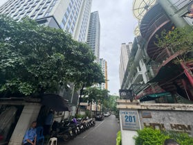 BÁN NHÀ LIỀN KỀ ĐƯỜNG NGUYỄN TUÂN. 100M2 - 6 TẦNG. MT 7,5M. KINH DOANH.