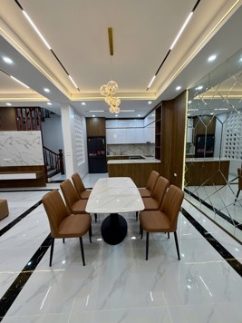 Khương Trung, Thanh Xuân - Ngõ thông nhiều phía, 1 phút ra ô tô đỗ, 50m2, MT 4.2M, 6 tầng- 13.88 Tỷ