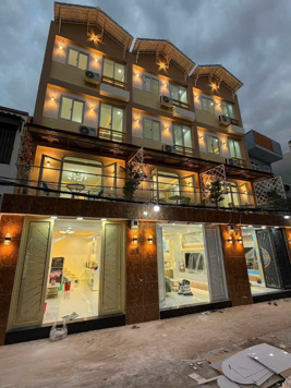 Bán Nhà phố cao cấp Full nội thất Huỳnh Tấn Phát, Quận 7, 3 lầu. Giá 3,5 tỷ