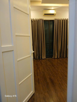  Cho thuê nhà riêng ở Lạc long quân 4 ngủ, nhà sạch đẹp, đúng như ảnh