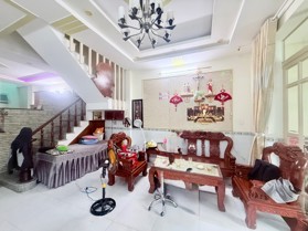NHÀ HẺM XE HƠI QUẬN 12 – 100M², NGANG 5,3M, 3PN, GẦN BỆNH VIỆN TRUNG MỸ TÂY