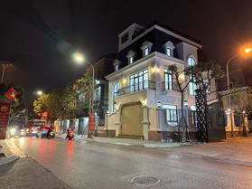 BÁN BIỆT THỰ MẶT ĐƯỜNG SA ĐÔI. ĐẠI MỖ. 207M2 - 4 TẦNG. LÔ GÓC. KINH DOANH.
