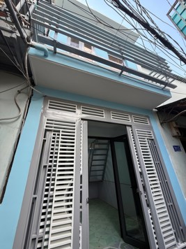 NHÀ NHỎ XINH, 2 TẦNG MỚI ĐẸP HOÀN CÔNG ĐẦY ĐỦ