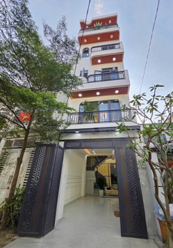 NHÀ 5 TẦNG FULL NỘI THẤT, HẺM XE TẢI