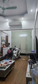 TÌM ĐÂU NHÀ 5 TẦNG SÂN VƯỜN BBQ GIỮA TRUNG TÂM ĐỐNG ĐA? CÓ NGAY 766 ĐÊ LA THÀNH - 12.5 TỶ