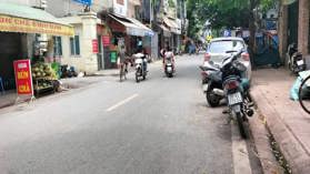 BÁN NHÀ NGÕ 89 LẠC LONG QUÂN, CÓ SÂN, DÂN XÂY, GẦN HỒ TÂY
