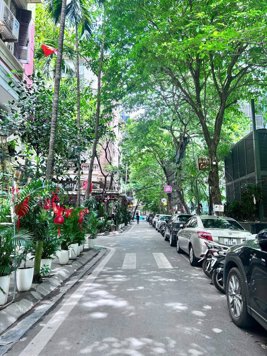 Bán Nhà Nguyễn Tuân. Thanh Xuân. Thang Máy. Ô Tô. Vỉa Hè. DT 60m2. MT 5m. Giá 41.6 Tỷ