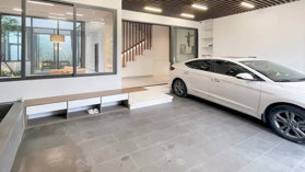 BÁN NHÀ LẠC LONG QUÂN, SÂN ĐỂ 2 Ô TÔ, GẦN HỒ 85M2, 18,5 TỶ