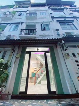 Cho thuê nhà 3 lầu Huỳnh Tấn Phát, Nhà Bè, Dt 3,2 x8m. Giá 7 triệu