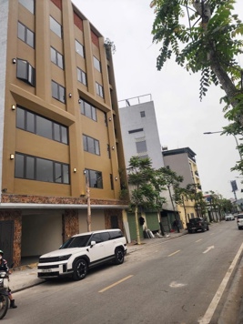 MẶT PHỐ HOA ĐỘNG LONG BIÊN – 55M² – 7 TẦNG – MT 5,9M – TM – GARA Ô TÔ, NỘI THẤT CAO CẤP, KINH DOANH