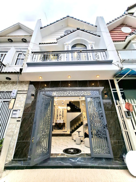 Bán nhà hẻm xe hơi Huỳnh Tấn Phát, Nhà Bè, DT 4,8 x11m, 2 tầng. Giá 5,96 tỷ.