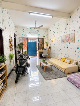 Nhà Hẻm Ô tô Lê Văn Sỹ, QUẬN TÂN BÌNH, 84 m2, giá 11.2 tỷ