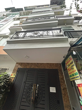 Bán nhà Xuân Thuỷ Cầu Giấy, 50m2 x 7T thang máy, PL ô tô đỗ cửa, kinh doanh tốt, an sinh đỉnh