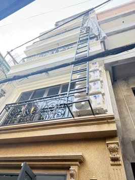 Bán Nhà Mễ Trì Thượng. Nam Từ Liêm. Thang Máy. Ô Tô. DT 67m2. MT 4.7m. Giá 19.8 Tỷ.