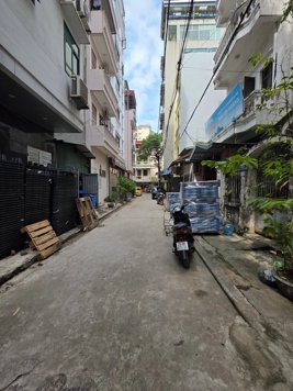 Bán Nhà Nghĩa Đô. Cầu Giấy. 2 Mặt Tiền. Ô Tô. Vỉa Hè. DT 68m2. MT 4.3m. Giá 22.9 Tỷ.