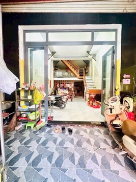 NHÀ ĐẸP 3 TẦNG THẠNH LỘC 15 THUẬN TIỆN KINH DOANH