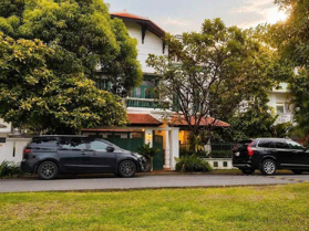 Cho thuê biệt thự Compound Thảo Điền hiện đại cao cấp hồ bơi riêng