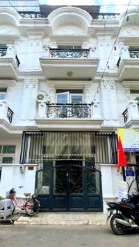Bán nhà Hà Huy Giáp, Thạnh Lộc, Q.12 - 51m2 4 tầng 5PN full nội thất - 7.5 tỷ