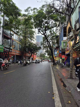 Cho thuê nhà mặt đường ở gần Phố Thanh Nhàn