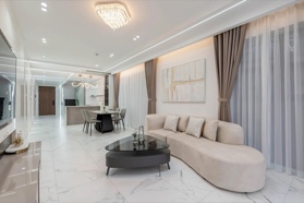 Duplex căn hộ The Galleria cho thuê 160m với sân vườn rộng rãi
