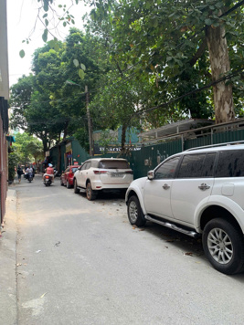 BÁN ĐẤT PHÂN LÔ TRẦN QUỐC HOÀN - CẦU GIẤY (70M² - MT 6.9M - Ô TÔ ĐỖ CỬA - 29.5 TỶ)