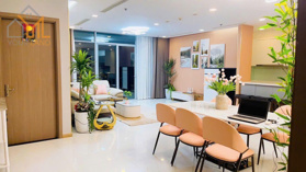 Cho thuê căn hộ Vinhomes Central Park 4 phòng ngủ tòa Park 2 view sông