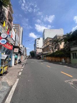 Căn góc 2 mặt tiền Trần Đình Xu, P.Cô Giang, Quận 1, 177m2 ngang 12m, dòng tiền 150tr/m2, 110 tỷ