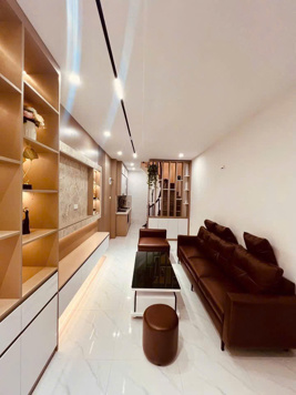 Cho thuê nhà 5 tầng ở Kim Ngưu, đầy đủ nội thất
